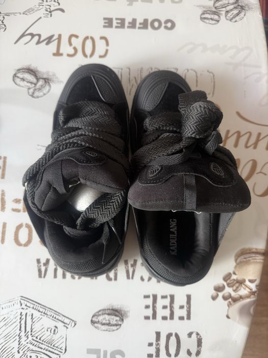 Продам кроссовки Lanvin 40рр