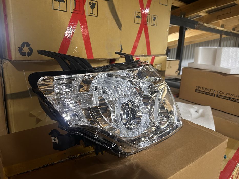 PAJERO Фара с Корректором