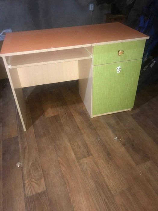 детская мебель - стол шкаф комод кровать