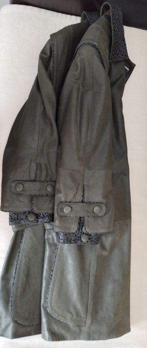 Vand Haină De Piele