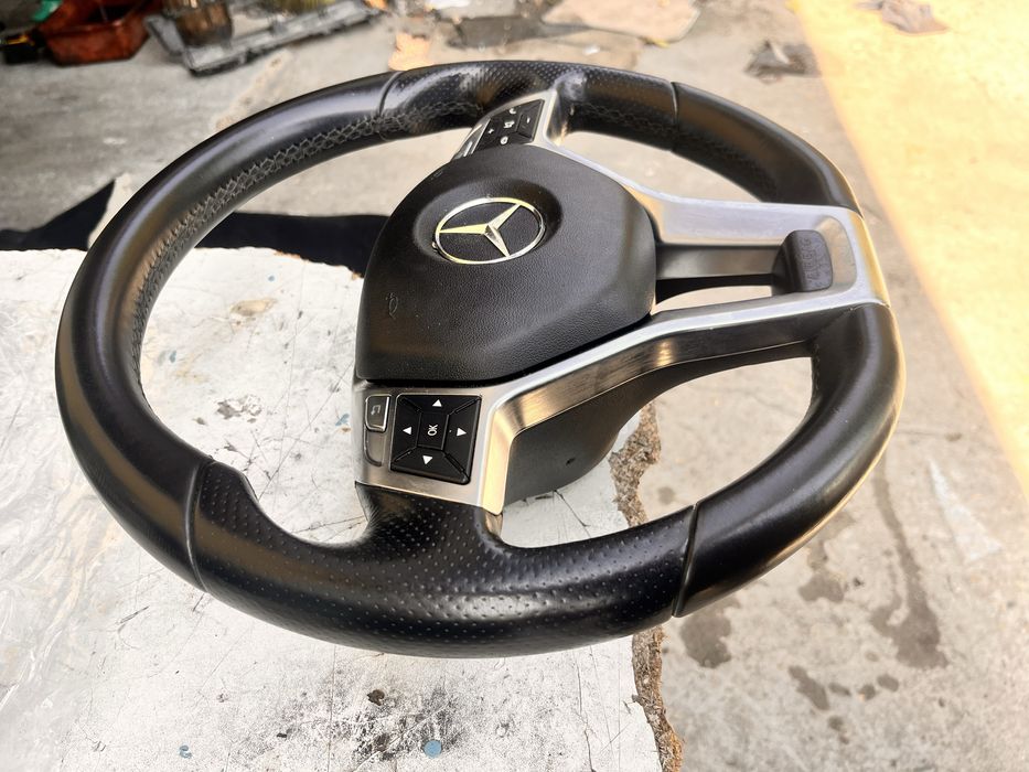 Волан АМГ Mercedes C W204 , E W212 и др.