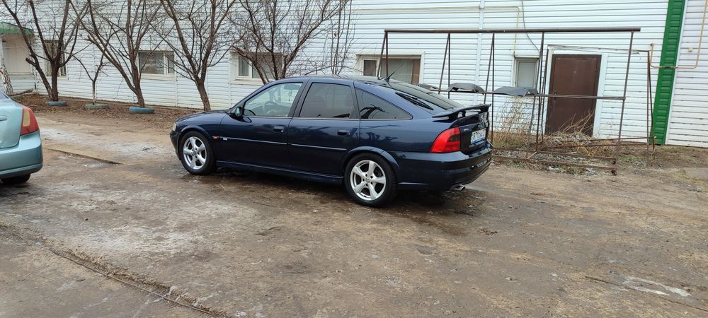 Продам машину Opel Vectra B