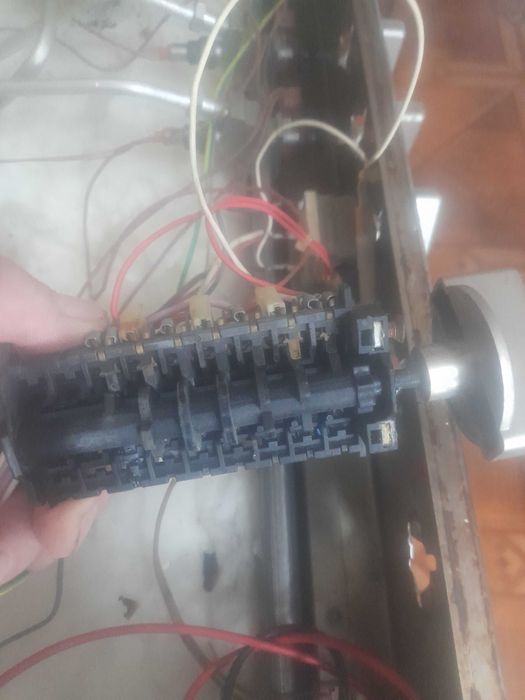 Reparatii Aragaze/Cuptoare/Plite/Masini de Spalat.