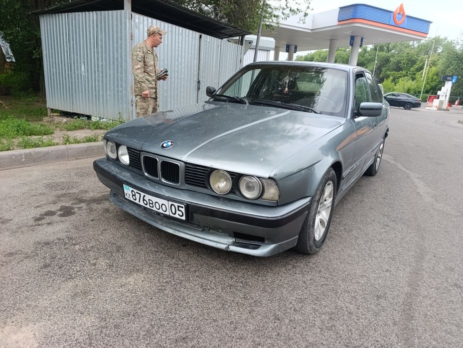 BMW 518i на ходу