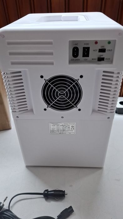Мини хладилник NORTHCLAN 15 л, с 220 V AC/12 V DC,двоен режим