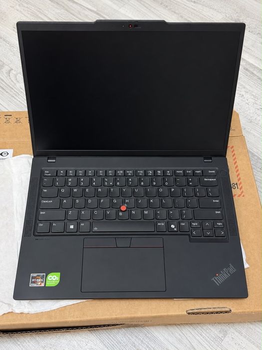 Lenovo ThinkPad T14 Gen5 AMD Ryzen 5 PRO 8540U