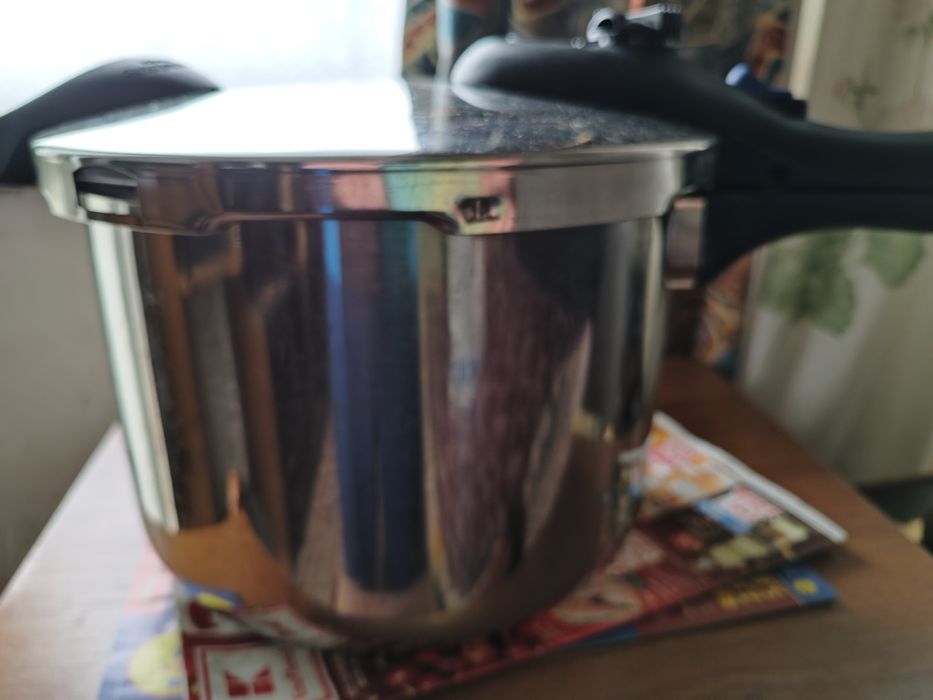Висококачествена тенджера под налягане Magefesa Steinbach FISSLER