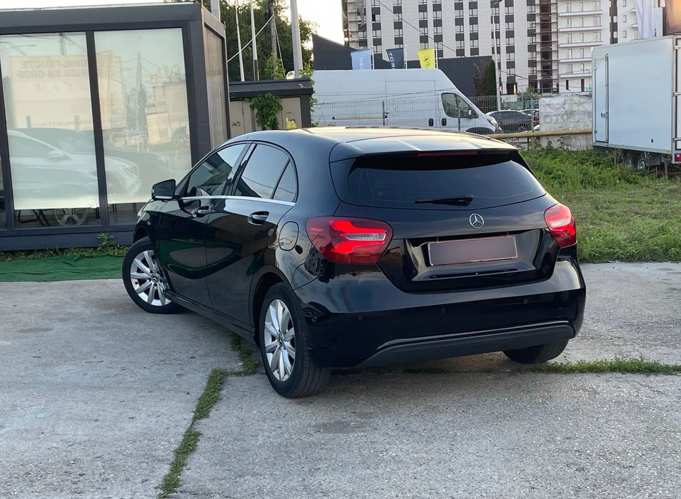 Mercedes-Benz A 180 Mercedes A-Class Facelift 2017 180d Automat / LED / Carplay/ int Sport