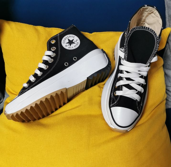 Tenesi  Converse inalti noi marimea 37,38 si 40
