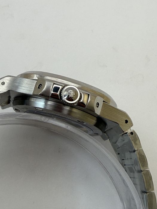 Ceas Patek Philippe Nautilus Gray, Nou