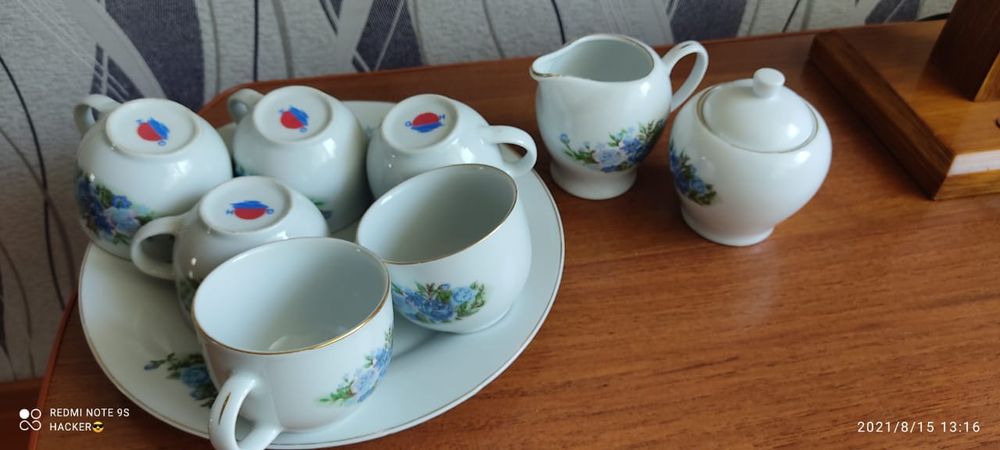 Фарфоровый кофейный сервиз