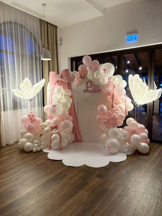Aranjamente, decor - arcada baloane, photocorner evenimente