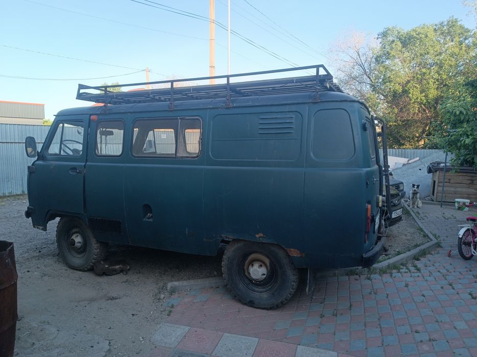УАЗ     таблетка