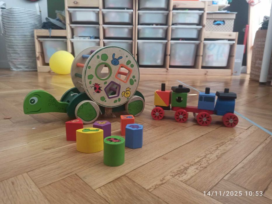 Дървени образователни играчки