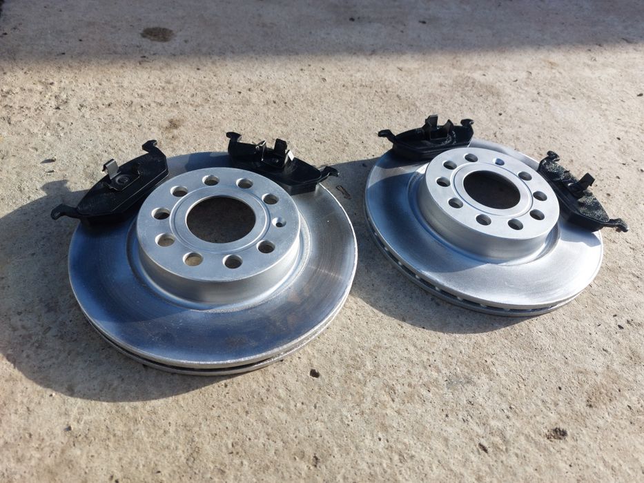 Set discuri frana fata 280 mm +  plăcute volkswagen golf 5