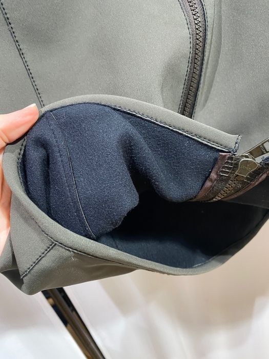 Неопренова мини пола Marc Cain в зелено