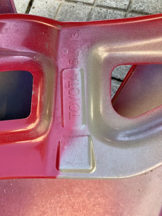 Ляв калник за тойота аурис/Toyota auris 06-09г