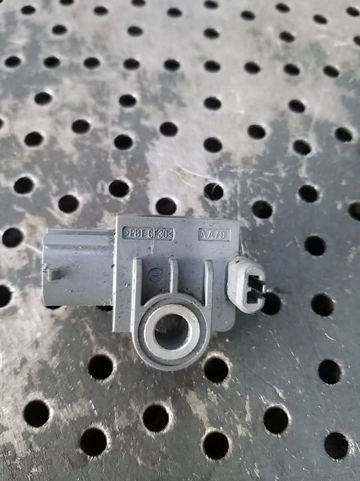 Senzor impact hyundai i10 ba ia 95920b4000