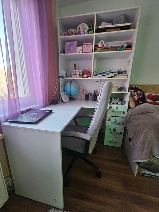 Mobila alba pt elevi/studenti