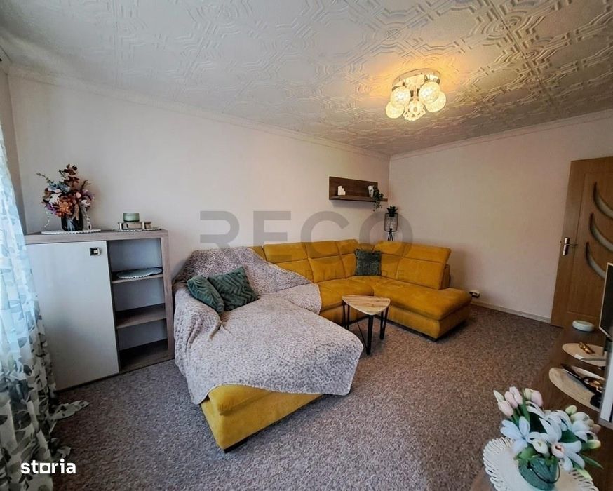 RECO  apartament proaspat renovat-central Salonta