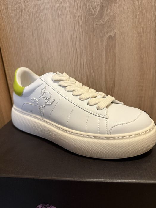 Обувки Patrizia Pepe Нови,Michael Kors,Armani,Nike