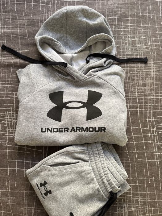 Дамски екип Under Armour