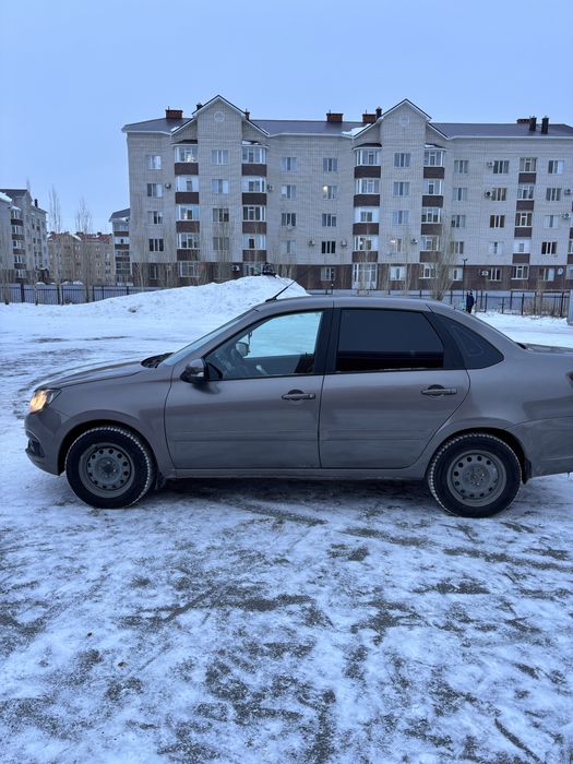 Lada Granta FL 2020 ПИСАТЬ НА ВАТСАП