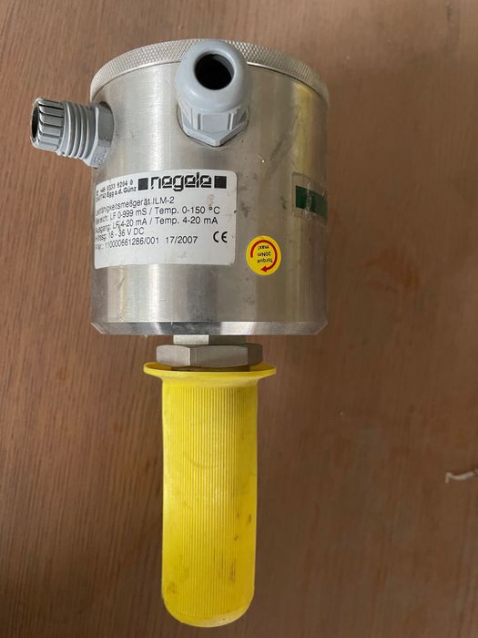 Датчик давления и уровня