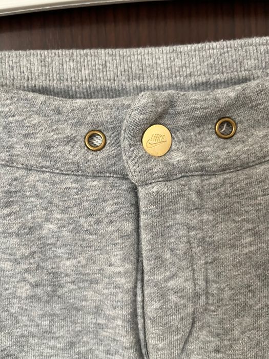 Спортна долница NIKE