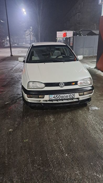 Гольф 3 . 1994 года 2 литра