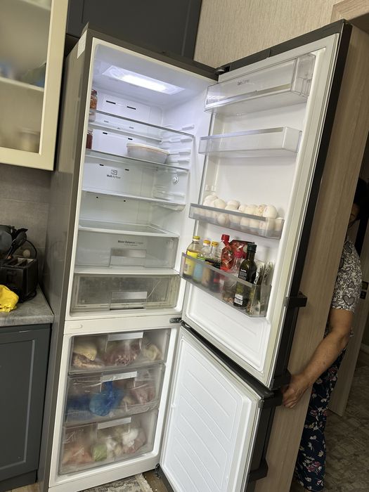 Срочно Продам холодильник