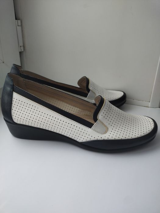 Продаю туфли 40 размера .