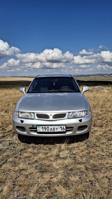 Продам автомобиль mitsubishi Carisma