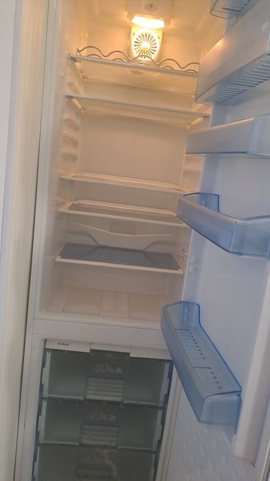 Холодильник  беко