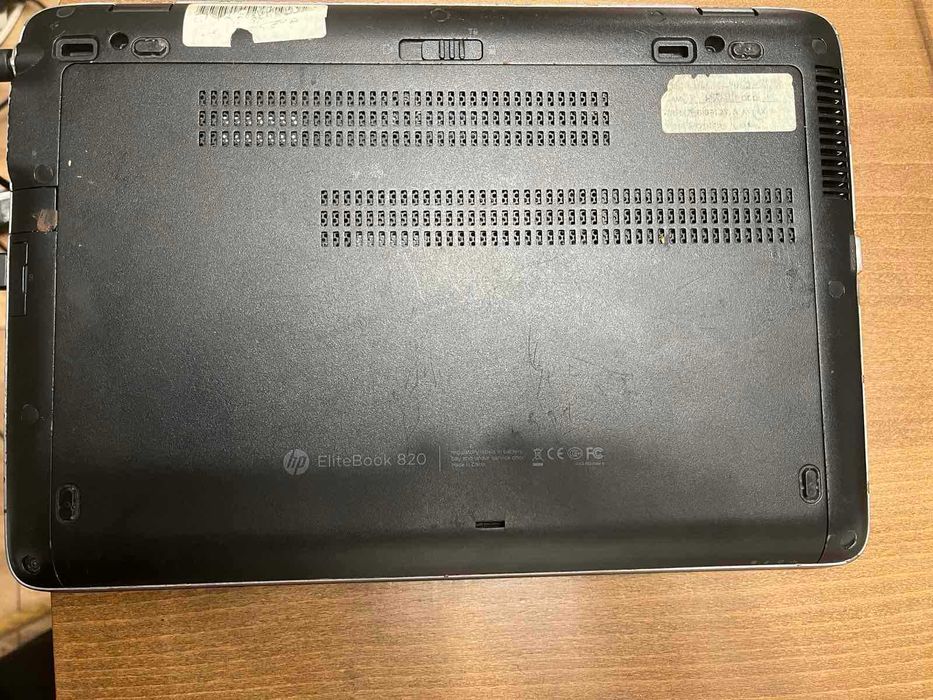 лаптоп HP EliteBook 820 G2