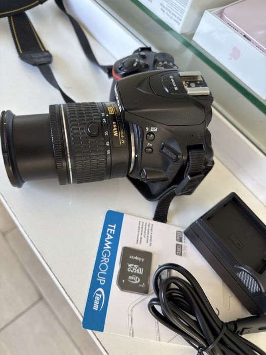 Nikon   D5600. Фотоапарат
