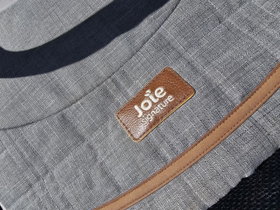 Carucior Joie Aeria Signature reglabil pe inaltime