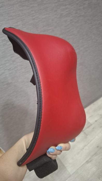 Продам нагрудник защитный