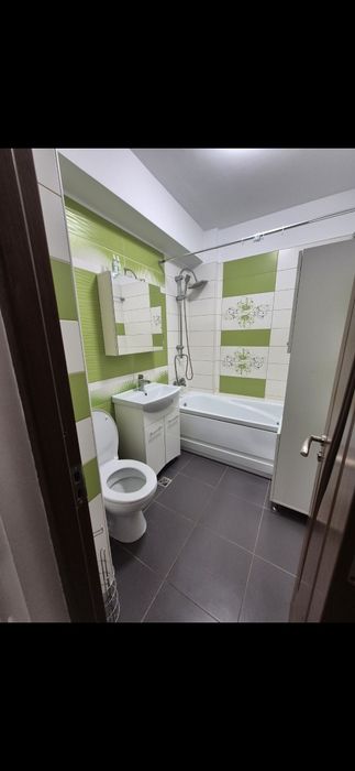 Apartament 2 camere bloc nou cu loc de parcare inclus