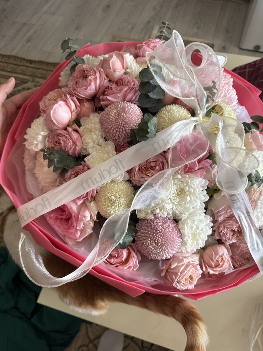 Букет цветов срочно продаю