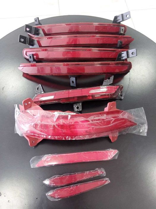 Byd ,Weismeister ,Changan , LeapMotor  задние отражатели