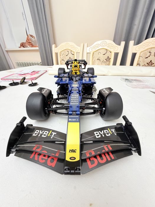 F1 лего Red Bull