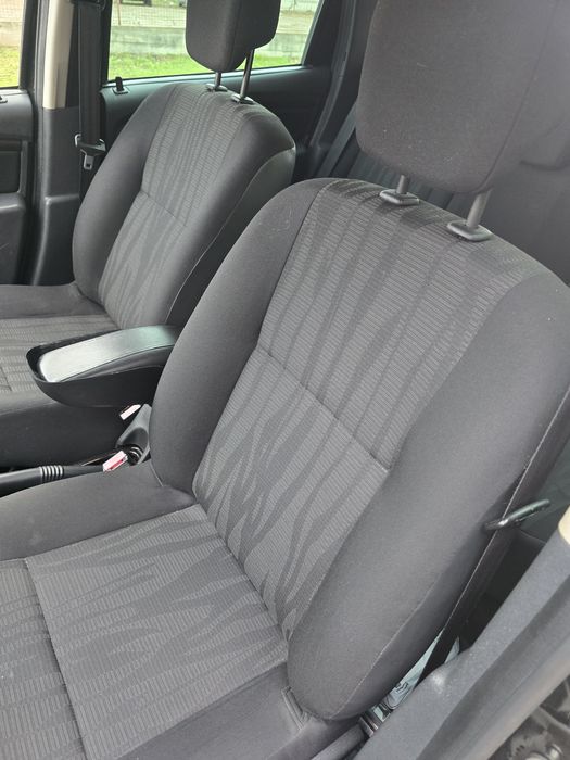 Vand dacia duster 2012