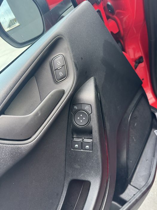 FORD FIESTA / 1.0BENZINA/ 100CP/ 2022/ Rate fixe cu avans zero