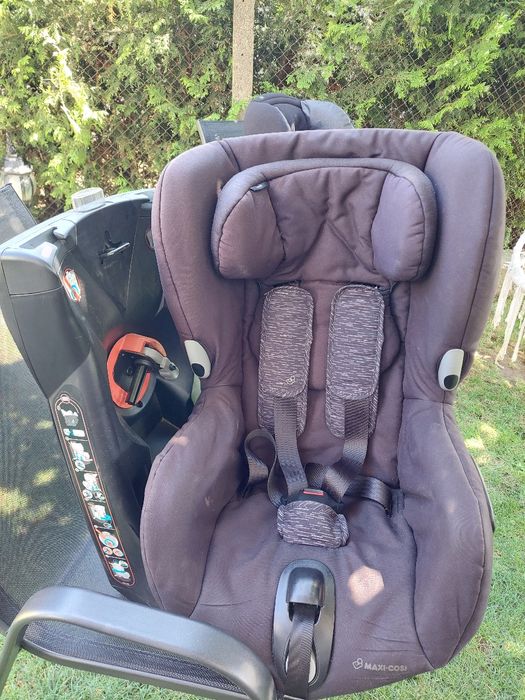 Maxi cosi axiss black