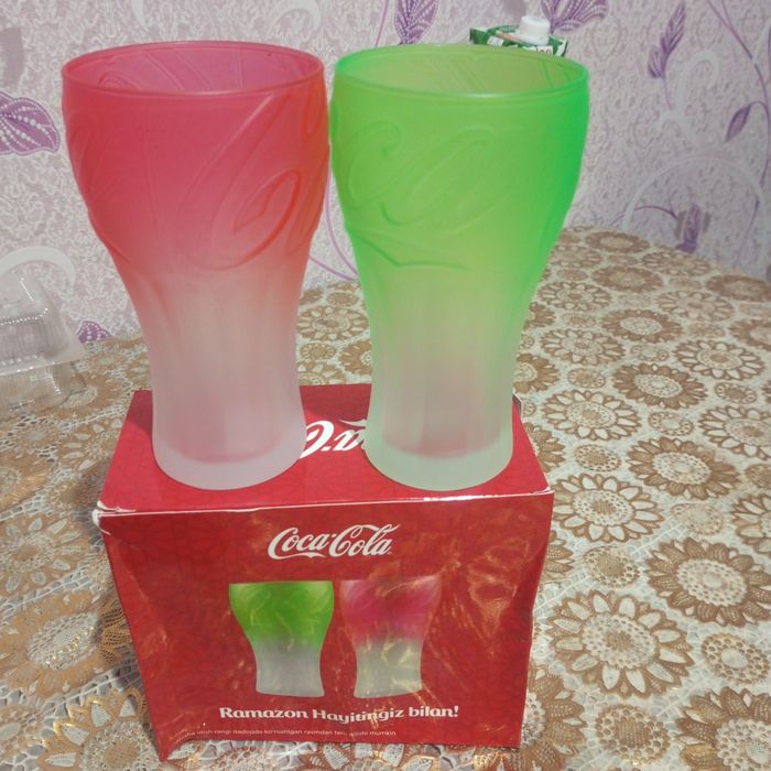 Продаётся стаканы брендовые