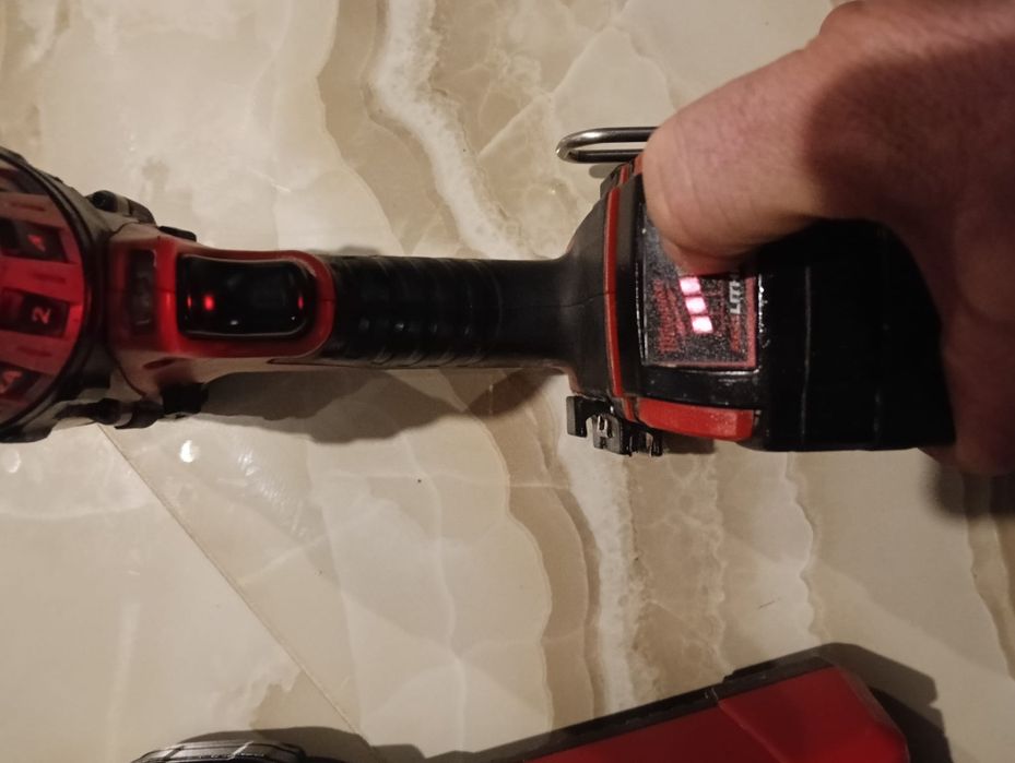 Vând filetanta milwaki