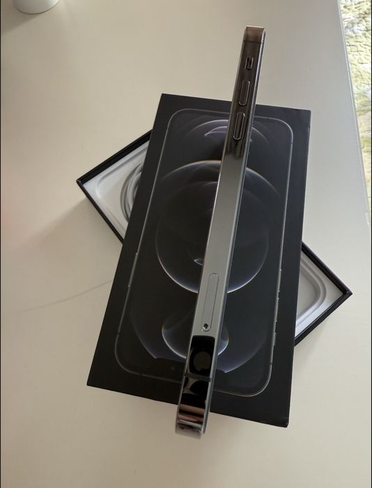 Iphone 12 pro на 128gb  Айфон 12