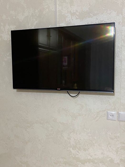 Продается телевизор LG