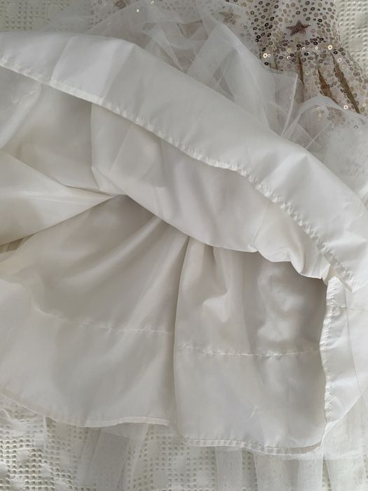 Платье нарядное h&m на 7-8 лет